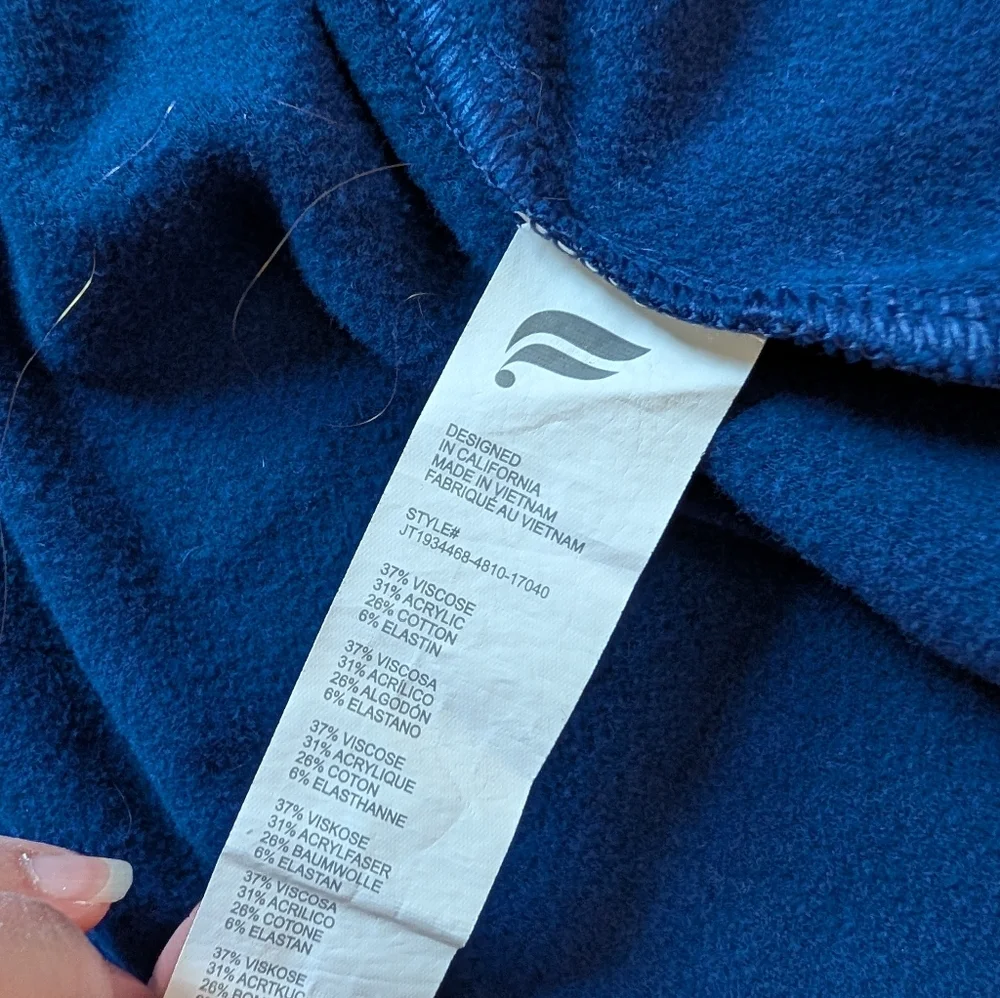 Women's Fabletics Navy Blue Sleeveless Hooded Hannah Vest Size Medium - Picture 6 of 6